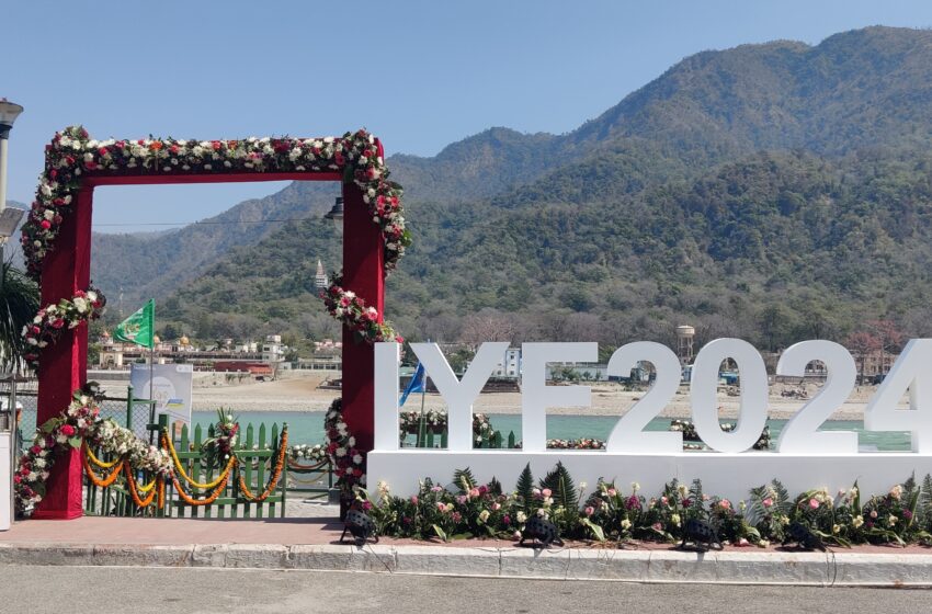  Rishikesh : First Day of International yog festival begins  with yoga and Kabir cafe bands