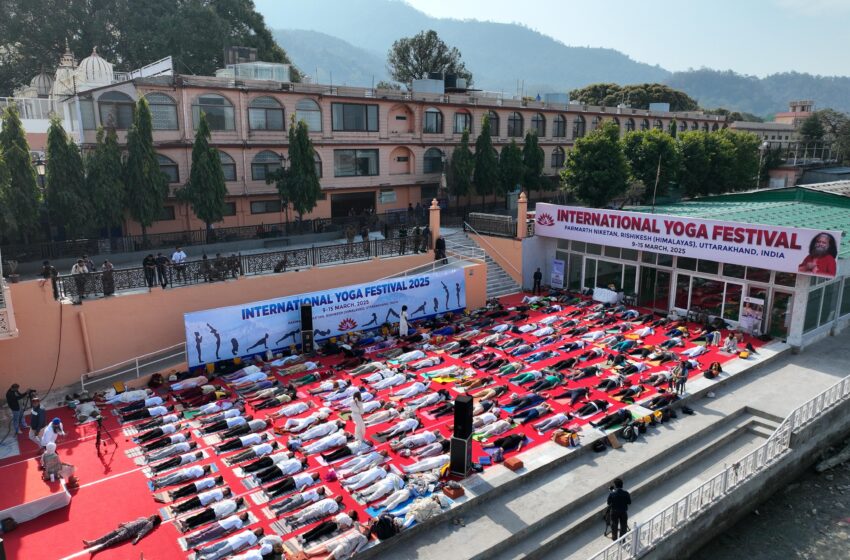  Integrative Medicine, Yoga and Ayurveda Converge on Day Four of the International Yoga Festival at Parmarth Niketan