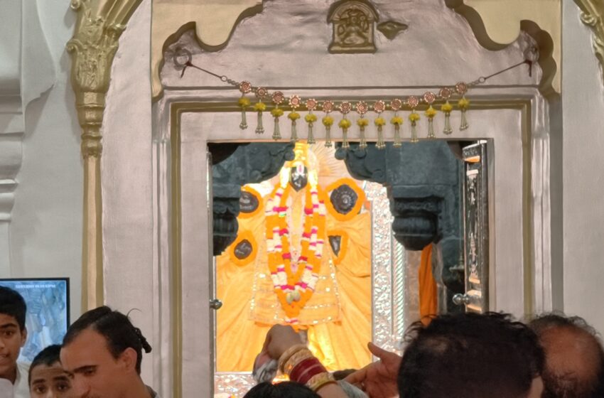  Blessing of Badrivishal Hidden in 108 CircumambulationsOn the auspicious occasion of Akshaya Tritiya, the unwavering devotion of Lord Vishnu’s devotees in Rishikesh is a sight to behold.
